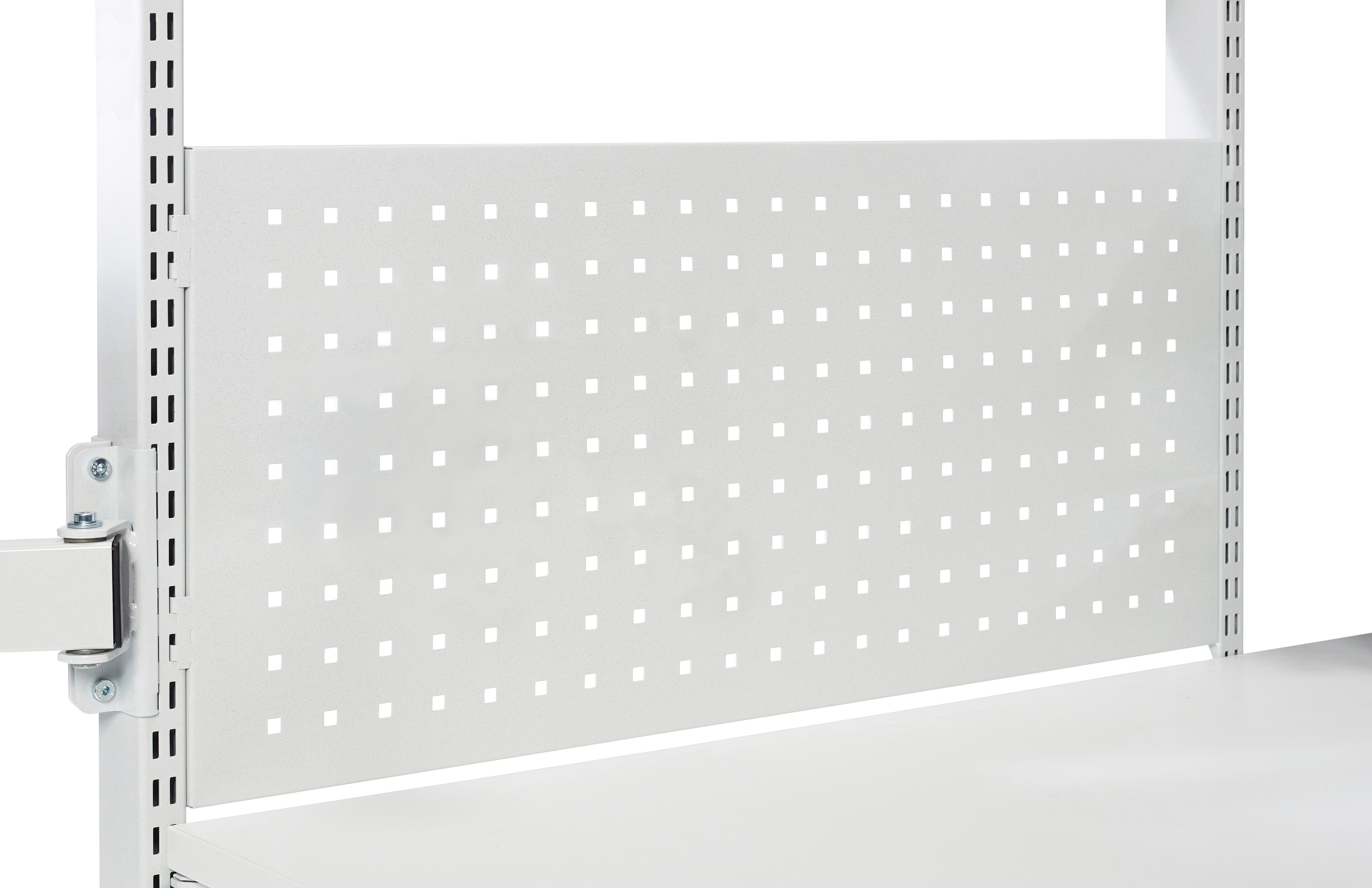 Perforert plate M600, 593x389mm, grå